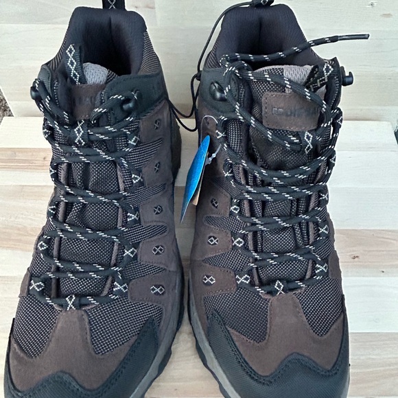 Eddie Bauer Black and Brown Outdoor Boots with Rugged Sole